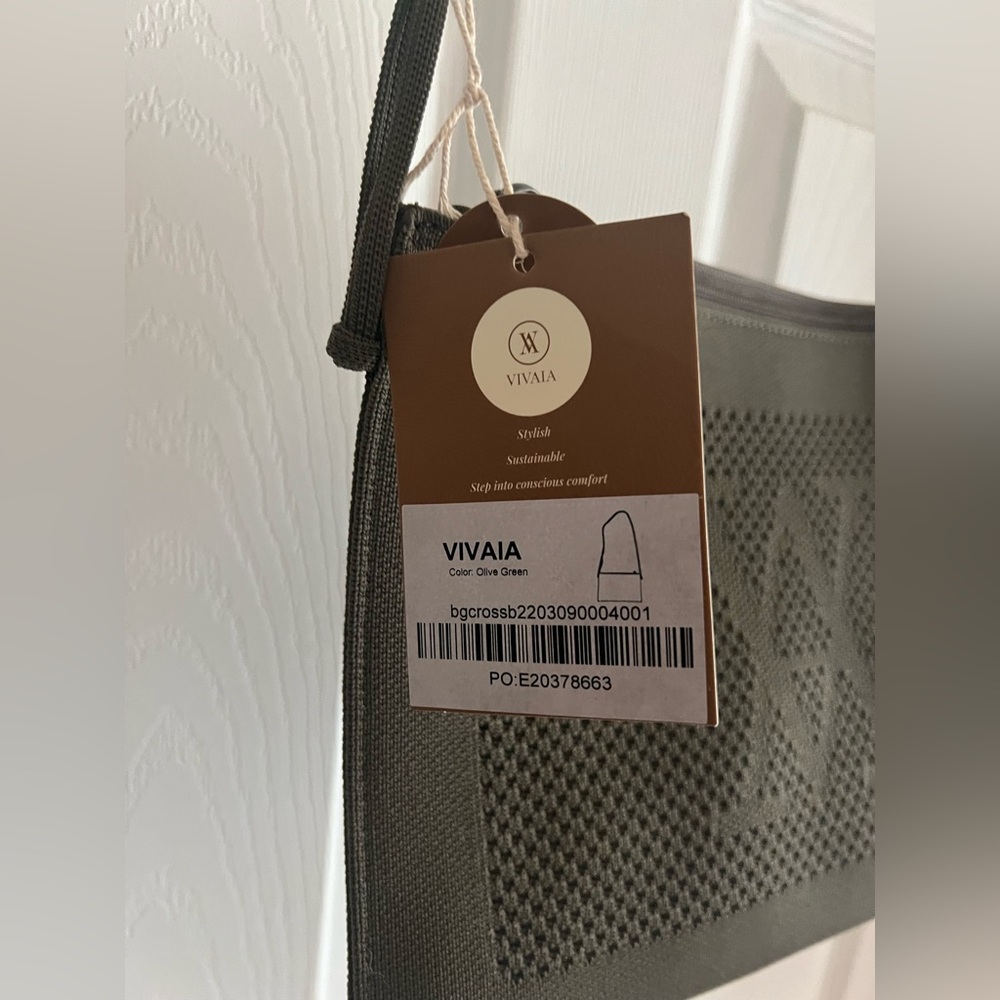 Vivaia Lucy The Envelope Crossbody Bag - Picture 12 of 12